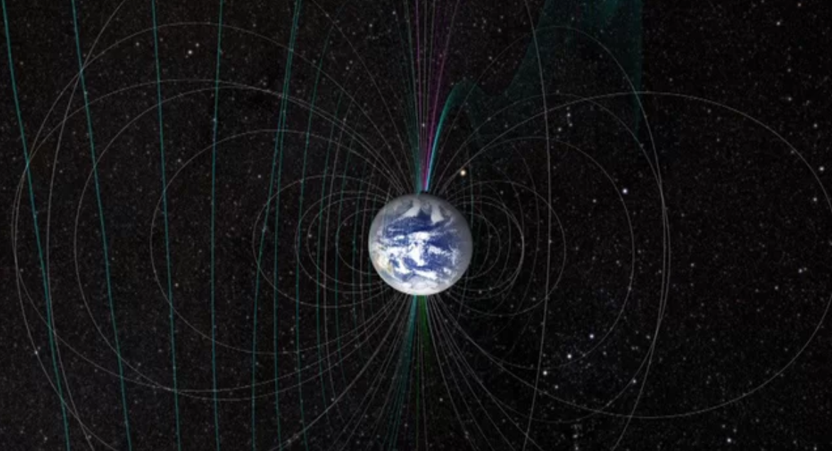 El campo magnético de la Tierra está moviéndose de forma extraña y nadie sabe por qué