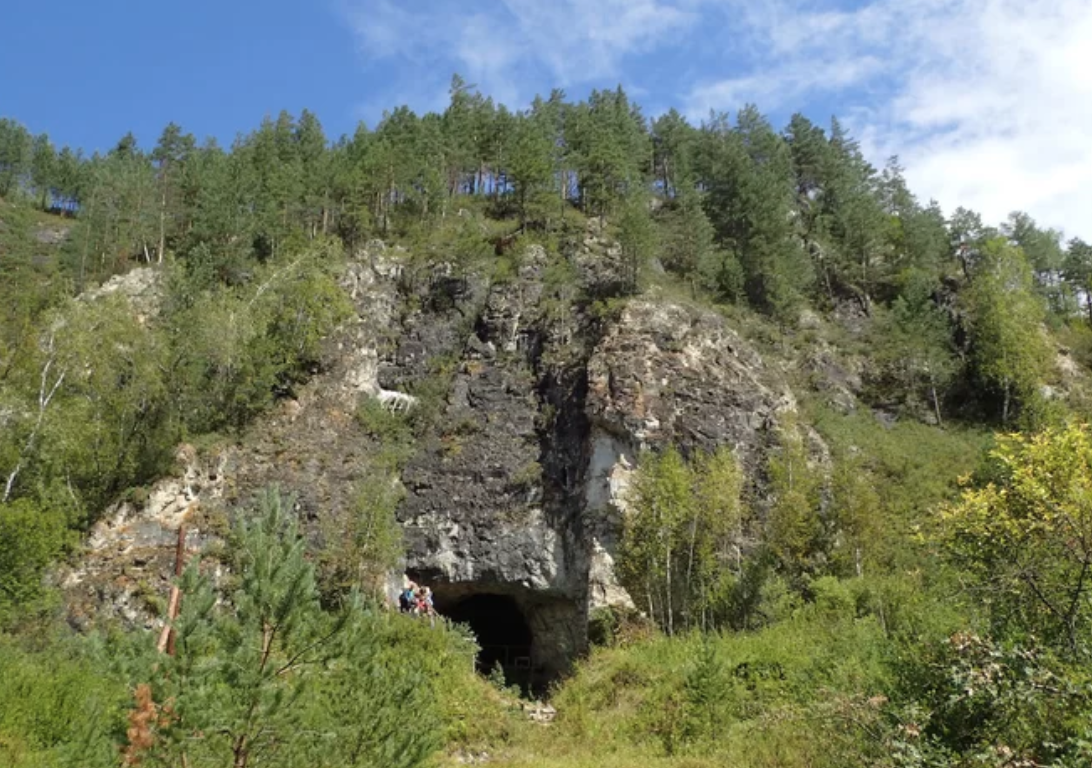 Neandertales y denisovanos compartieron una cueva siberiana durante miles de años
