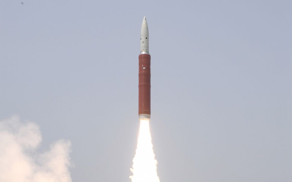 India derriba un satélite en órbita, demostrando ser un nuevo poder en el espacio