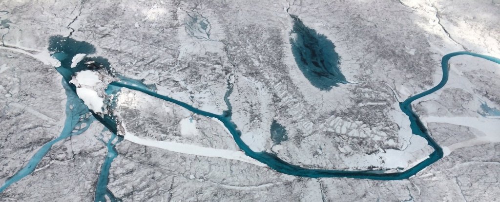 Científicos encuentran docenas de lagos enterrados muy por debajo del hielo de Groenlandia