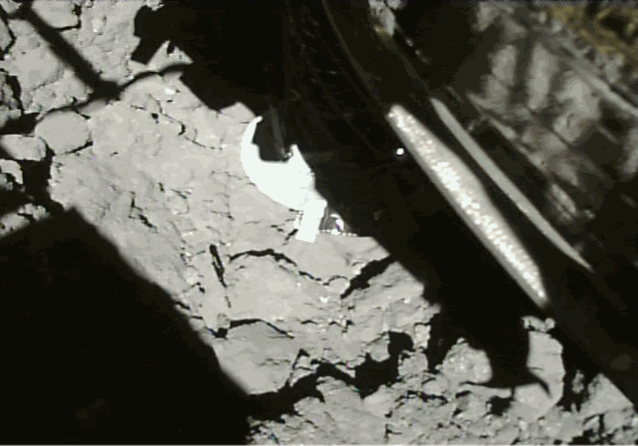Hayabusa2 aterriza en un asteroide y envía estas asombrosas fotos