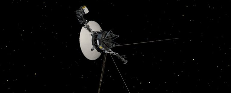 La sonda Voyager 1 está enviando extraños datos desde fuera del Sistema Solar