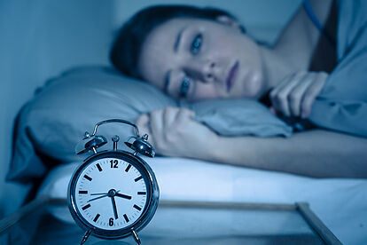 Sufrir de insomnio durante la mediana edad podría causar serios problemas cognitivos durante la vejez