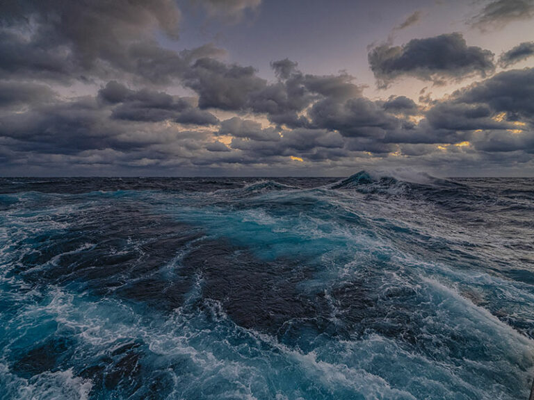 Investigadores encuentran una masa de agua «perdida» en el Océano Atlántico