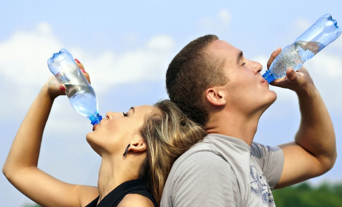 No estar bien hidratado puede acarrear riesgos graves para la salud como el envejecimiento prematuro