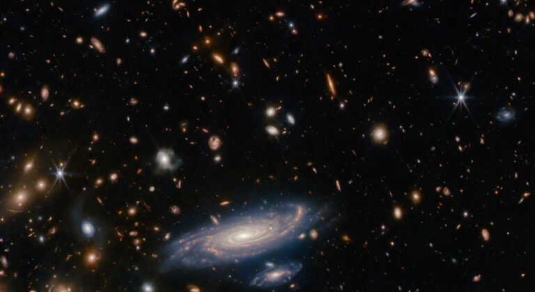 Astrónomos observan las primeras galaxias del universo con el telescopio James Webb